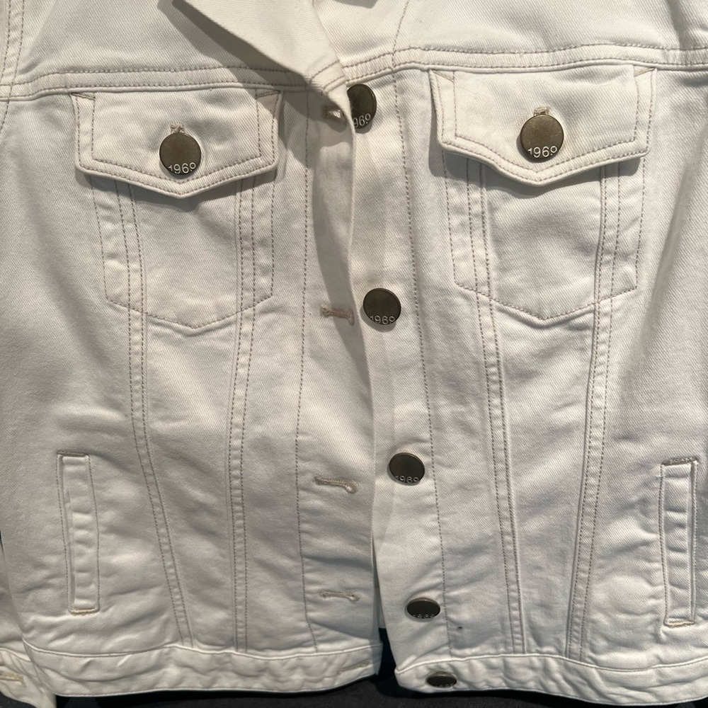 Vintage Gap white Jean jacket - Picture 4 of 10